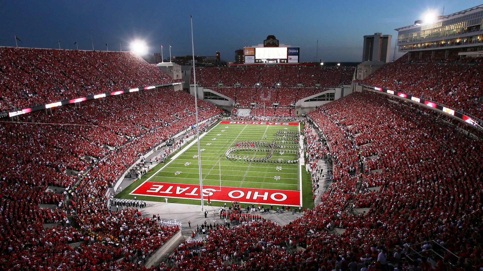 曼联若能补齐短板或将在积分榜上实现大幅攀升，2020年曼联积分