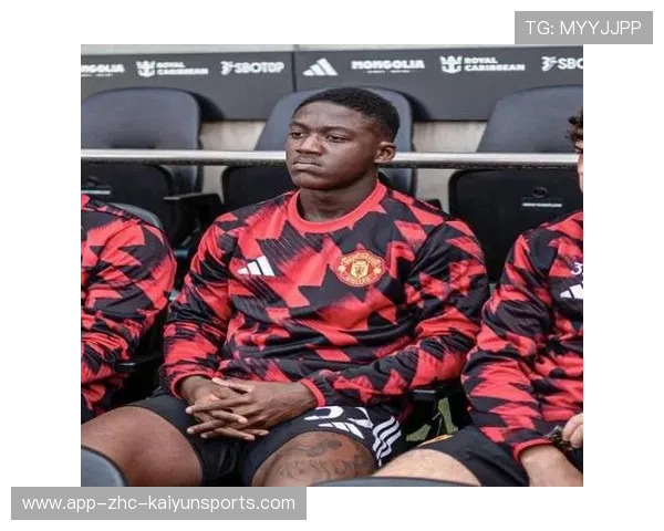 曼联队内不满升温，曼联全队