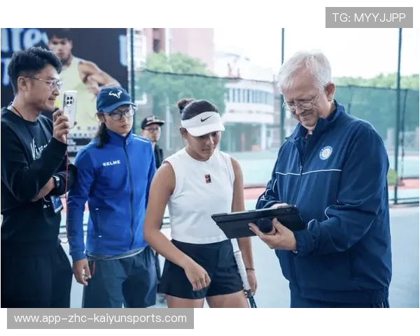 球员获得留学训练机会教练团积极支持发展规划