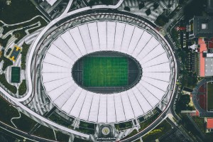 开云官网入口-攻守大比拼：战术变化带来新局！，攻守站位