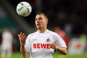 开云体育视频直播-欧洲杯期间的媒体中心报道近况频繁更新，欧洲杯新闻报道